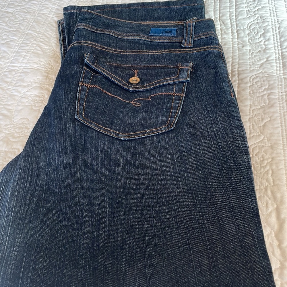 Bandolino Blu bootcut jeans in EUC.